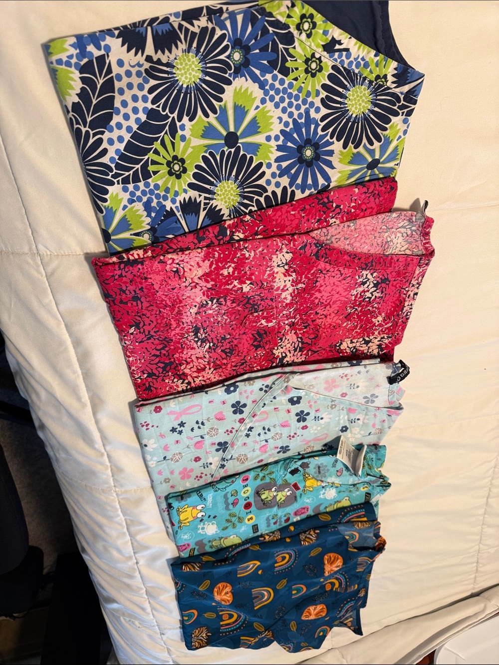 Scrub Top Bundle- 16 Tops - Picture 4 of 4